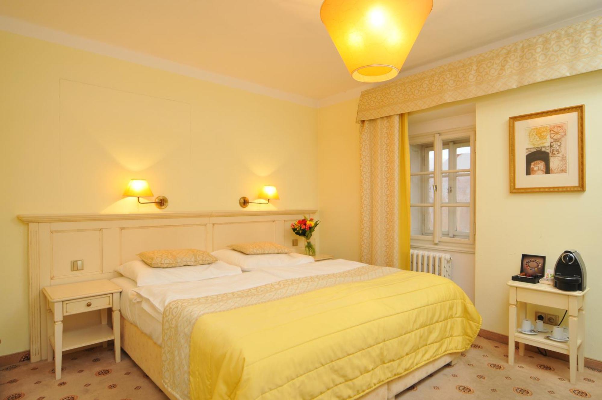 Double or Twin Room,706895752:JPEG