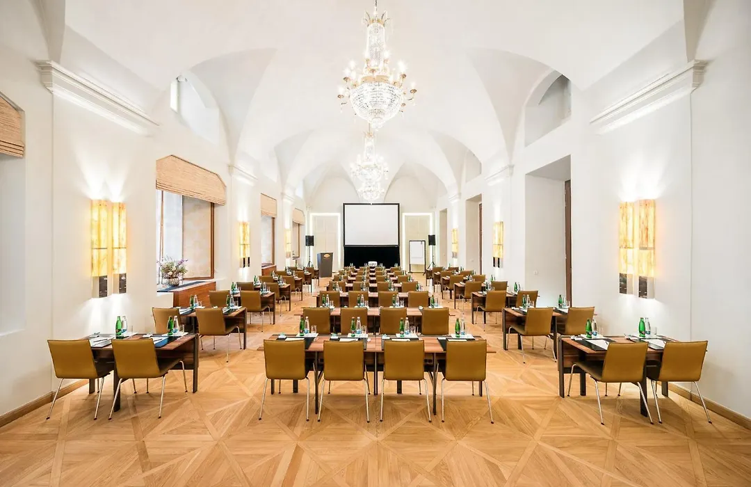 Mandarin Oriental, Prague-1