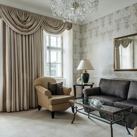 Four Seasons Hotel Prague-3